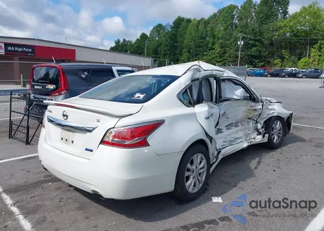 2014 Nissan Altima 2.5 S z USA, uszkodzony, nr VIN 1N4AL3AP8EC414079